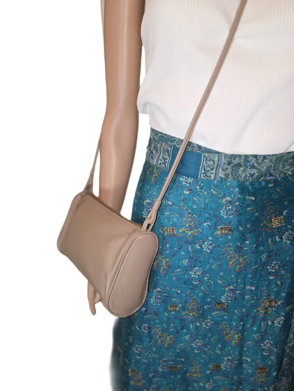 Vintage Minimalist 90s Leather Shoulder Bag -Taupe Beige EUC